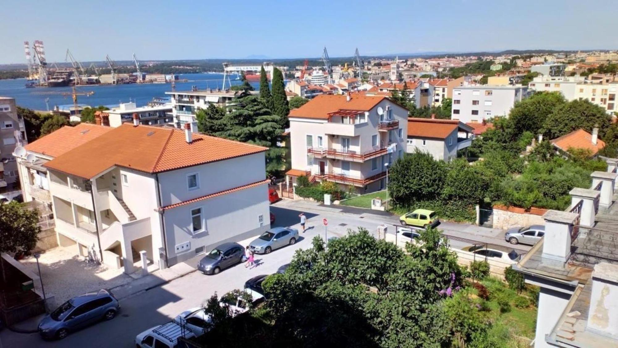 Moderne Dunja In